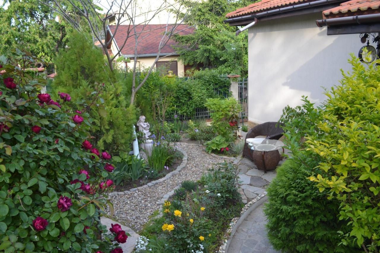 Sea & Garden Villa Varna Bagian luar foto